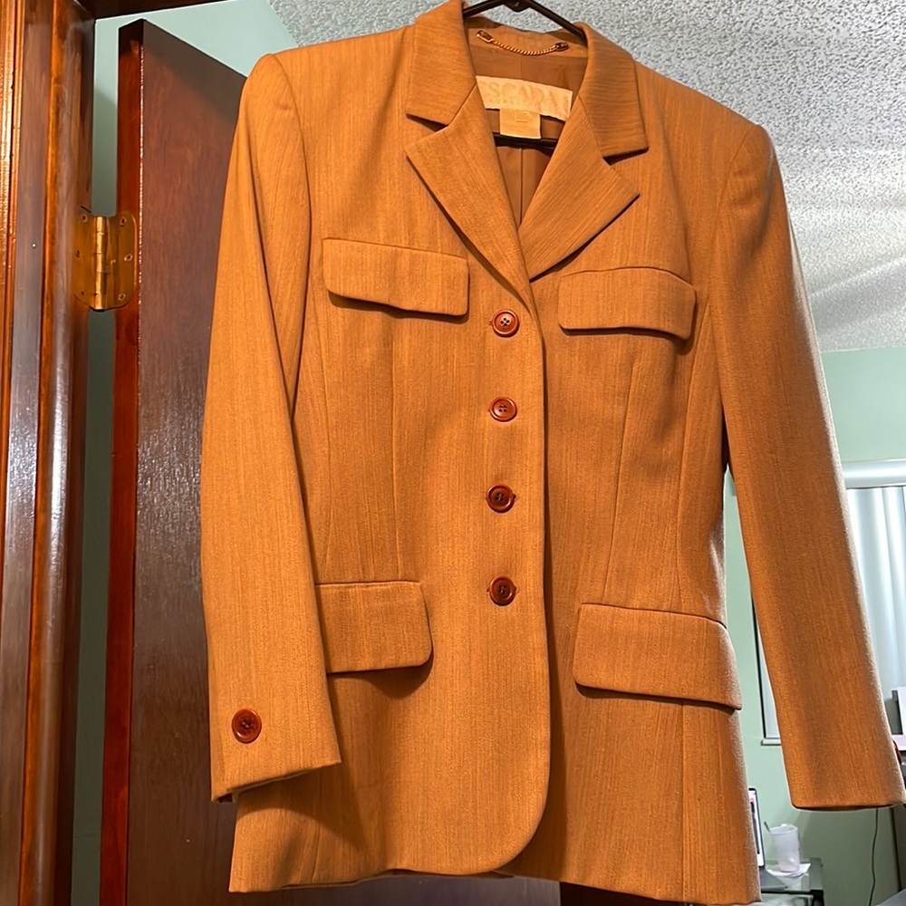 Escada By Margaretha Ley tan blazer with pockets